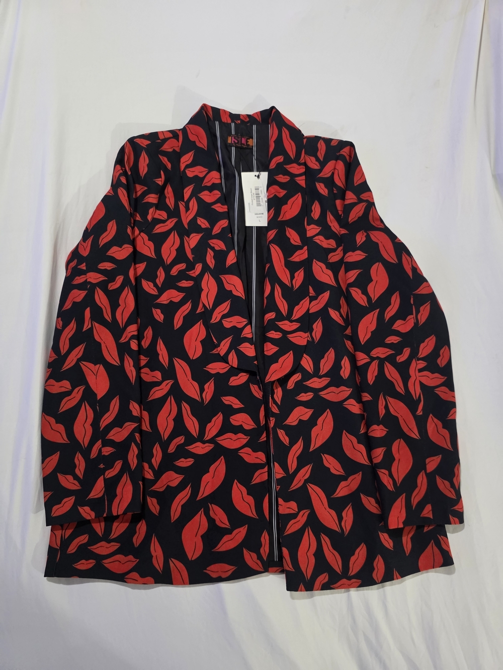 ISLE Lip Print Crepe Blazer NWT Size Large Soho Statement Jacket